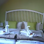 Regiohotel Pfaelzer Hof - #familienfreundlich #preiswertuebernachten #harzurlaub #freeparking Ryokan