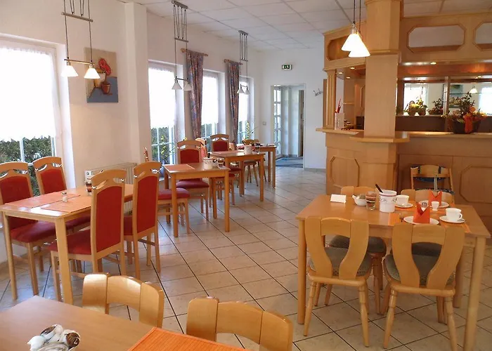 Regiohotel Pfaelzer Hof - #familienfreundlich #preiswertuebernachten #harzurlaub #freeparking 베르니게로데