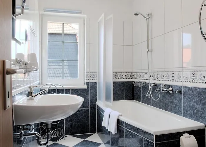 Regiohotel Pfaelzer Hof - #familienfreundlich #preiswertuebernachten #harzurlaub #freeparking 료칸 3*